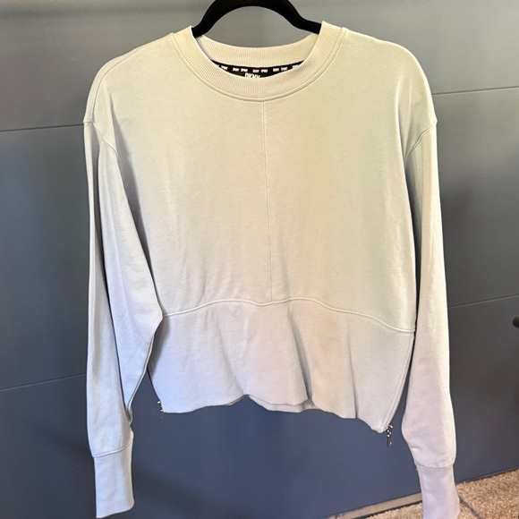 NWT DKNY Women's Cotton Performance Cropped Zip-Detail Sweatshirt - Picture 4 of 6